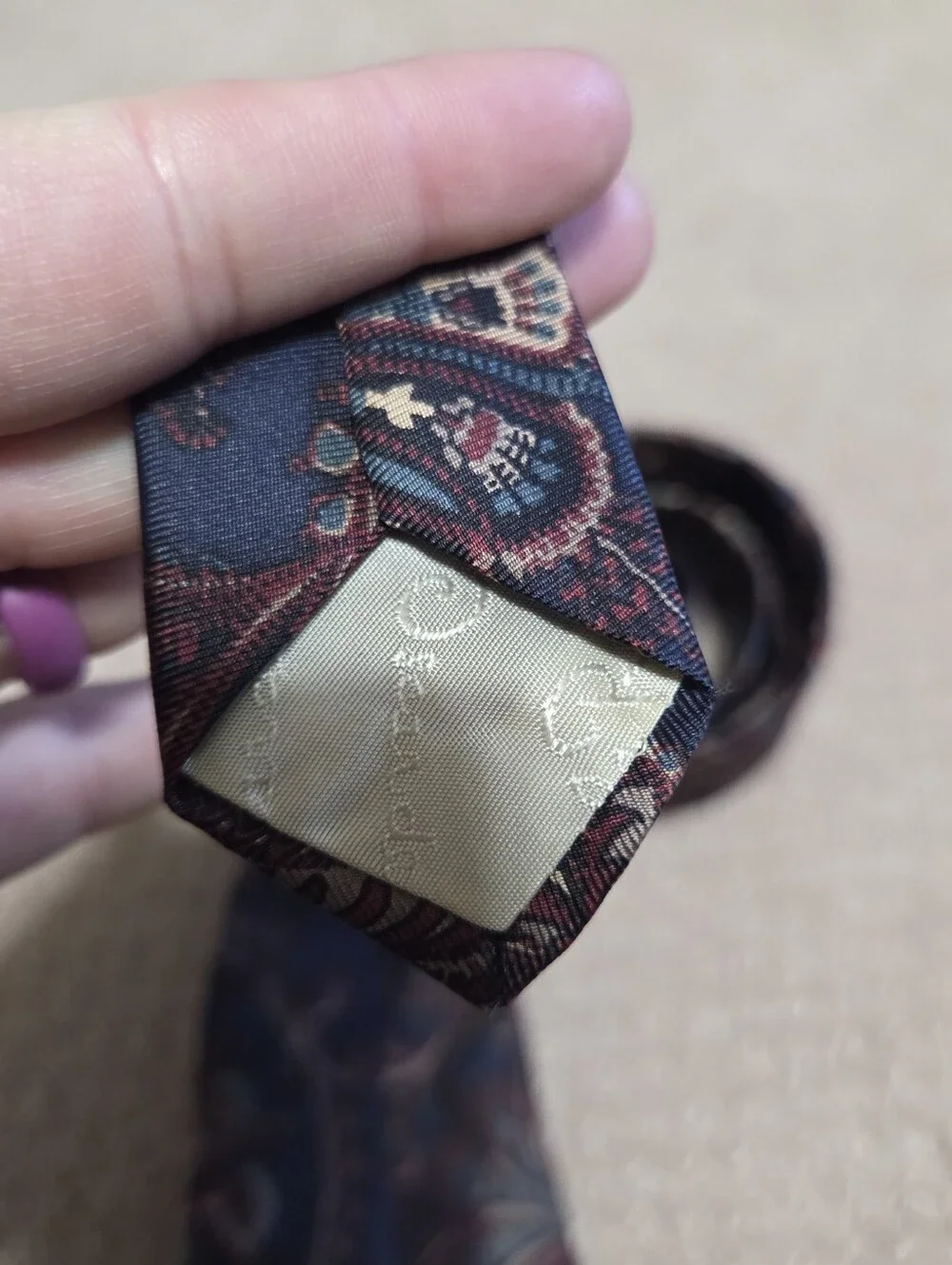 Vintage Oscar De La Renta Mens Tie Poly 55in Long 4in Width Classic Designer
